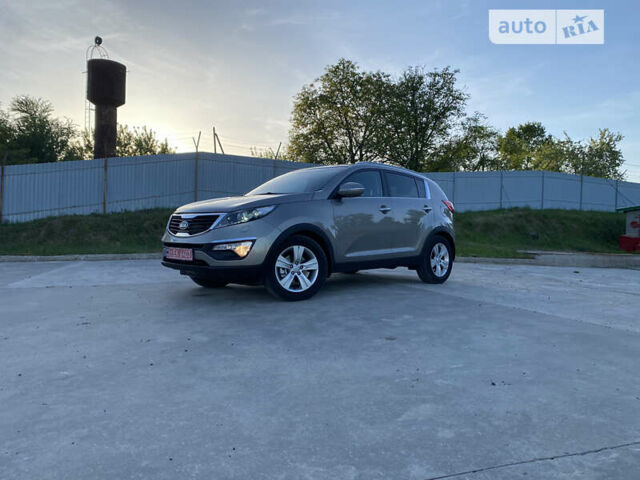 Серый Киа Sportage, объемом двигателя 1.7 л и пробегом 101 тыс. км за 12990 $, фото 210 на Automoto.ua