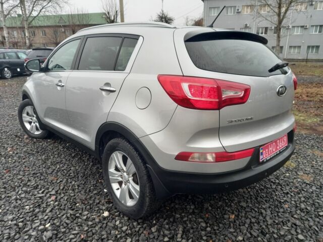 Серый Киа Sportage, объемом двигателя 1.7 л и пробегом 227 тыс. км за 11999 $, фото 4 на Automoto.ua