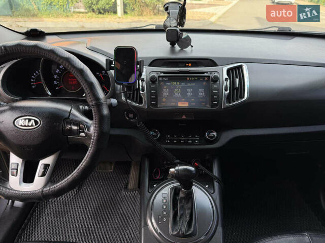 Серый Киа Sportage, объемом двигателя 2 л и пробегом 166 тыс. км за 15999 $, фото 24 на Automoto.ua