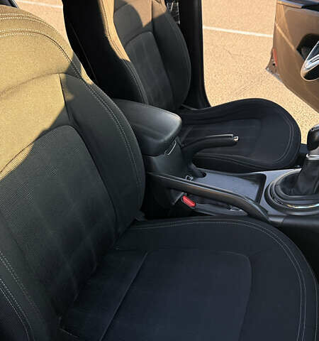 Серый Киа Sportage, объемом двигателя 1.69 л и пробегом 115 тыс. км за 12500 $, фото 15 на Automoto.ua