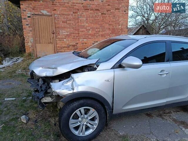 Сірий Кіа Sportage, об'ємом двигуна 2 л та пробігом 180 тис. км за 4000 $, фото 5 на Automoto.ua