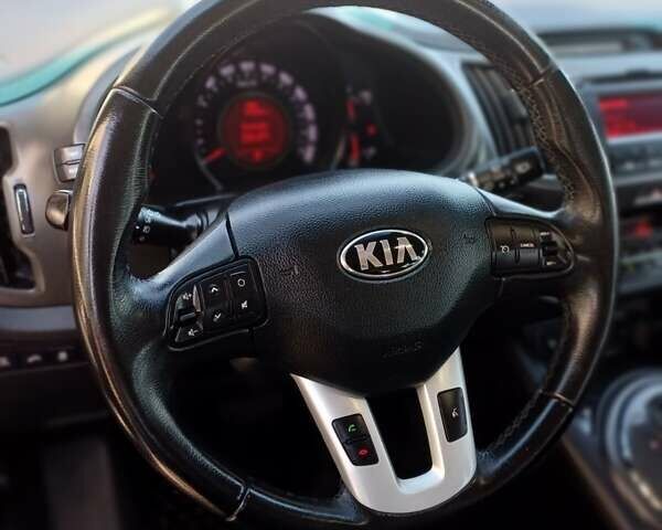 Серый Киа Sportage, объемом двигателя 2 л и пробегом 74 тыс. км за 15999 $, фото 25 на Automoto.ua