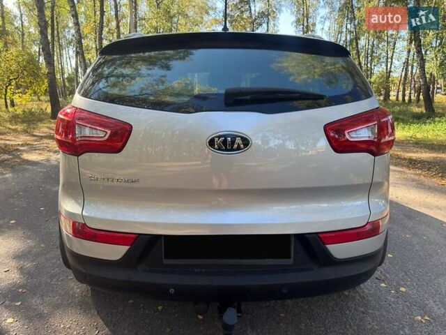 Сірий Кіа Sportage, об'ємом двигуна 2 л та пробігом 142 тис. км за 11450 $, фото 20 на Automoto.ua