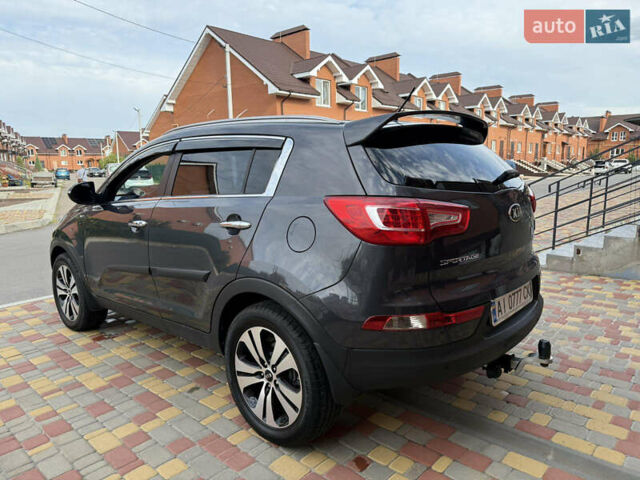 Серый Киа Sportage, объемом двигателя 2 л и пробегом 166 тыс. км за 15999 $, фото 7 на Automoto.ua