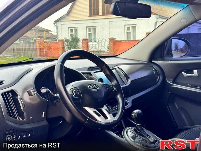 Сірий Кіа Sportage, об'ємом двигуна 2 л та пробігом 139 тис. км за 12250 $, фото 5 на Automoto.ua
