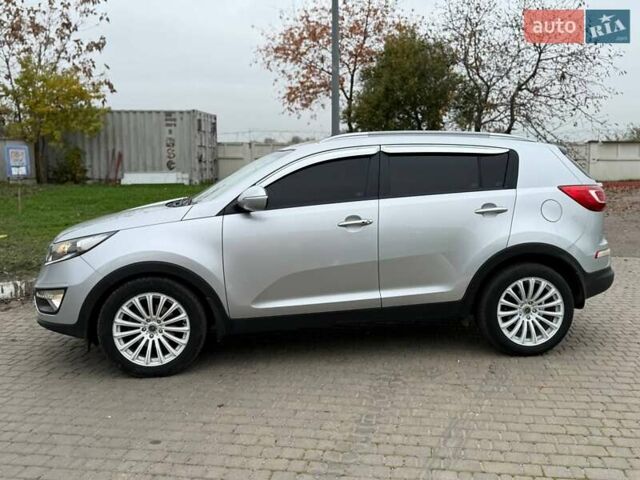 Серый Киа Sportage, объемом двигателя 2 л и пробегом 198 тыс. км за 13600 $, фото 5 на Automoto.ua
