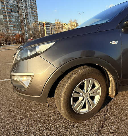 Серый Киа Sportage, объемом двигателя 1.69 л и пробегом 115 тыс. км за 12500 $, фото 19 на Automoto.ua