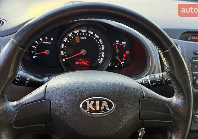 Серый Киа Sportage, объемом двигателя 1.69 л и пробегом 115 тыс. км за 12500 $, фото 20 на Automoto.ua