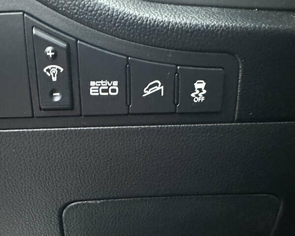 Серый Киа Sportage, объемом двигателя 1.98 л и пробегом 265 тыс. км за 13800 $, фото 18 на Automoto.ua