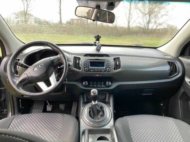 Сірий Кіа Sportage, об'ємом двигуна 1.7 л та пробігом 175 тис. км за 11600 $, фото 7 на Automoto.ua