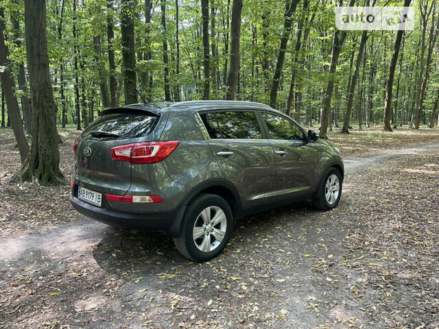 Серый Киа Sportage, объемом двигателя 1.7 л и пробегом 243 тыс. км за 12400 $, фото 1 на Automoto.ua
