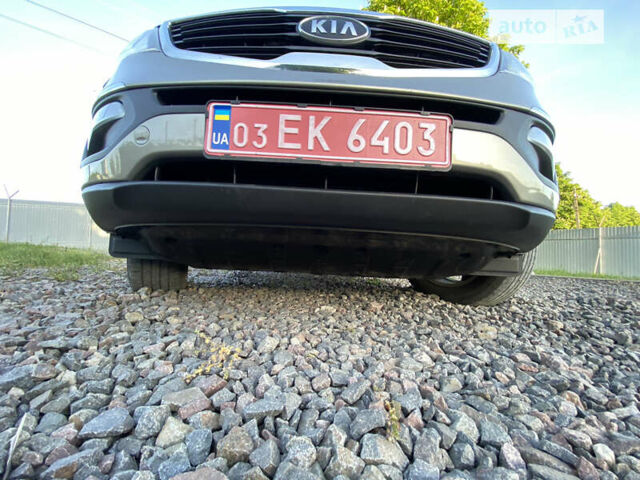 Серый Киа Sportage, объемом двигателя 1.7 л и пробегом 101 тыс. км за 12990 $, фото 102 на Automoto.ua