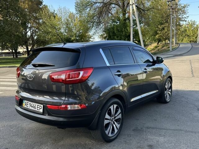 Сірий Кіа Sportage, об'ємом двигуна 2 л та пробігом 153 тис. км за 12500 $, фото 5 на Automoto.ua
