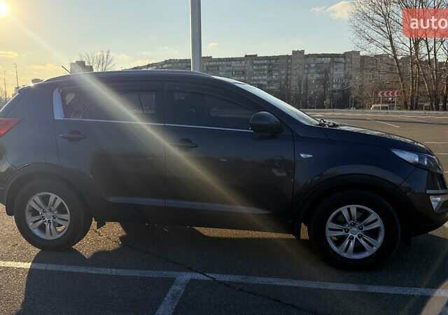 Серый Киа Sportage, объемом двигателя 1.69 л и пробегом 115 тыс. км за 12500 $, фото 3 на Automoto.ua