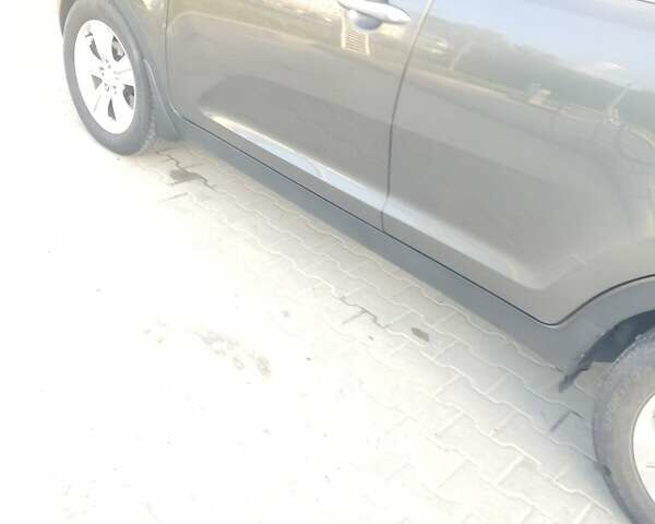 Серый Киа Sportage, объемом двигателя 2 л и пробегом 182 тыс. км за 14650 $, фото 15 на Automoto.ua