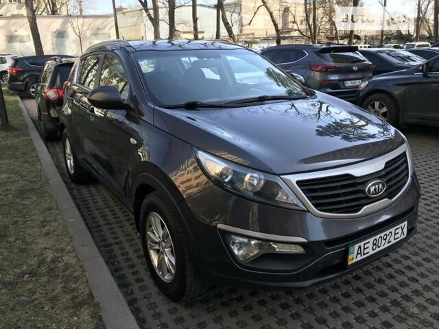 Сірий Кіа Sportage, об'ємом двигуна 1.7 л та пробігом 261 тис. км за 12299 $, фото 9 на Automoto.ua