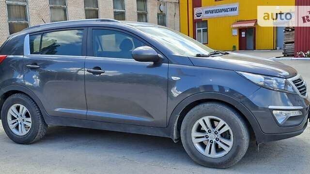 Серый Киа Sportage, объемом двигателя 1.7 л и пробегом 128 тыс. км за 13200 $, фото 7 на Automoto.ua