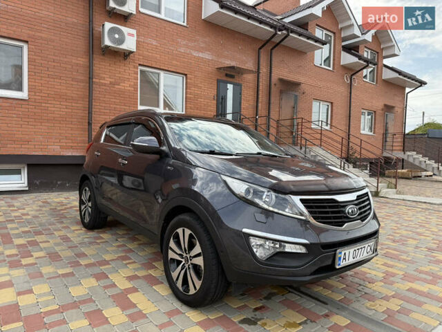 Серый Киа Sportage, объемом двигателя 2 л и пробегом 166 тыс. км за 15999 $, фото 3 на Automoto.ua