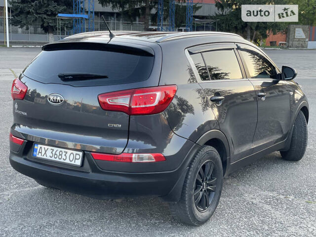 Серый Киа Sportage, объемом двигателя 1.69 л и пробегом 230 тыс. км за 12000 $, фото 6 на Automoto.ua