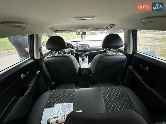 Сірий Кіа Sportage, об'ємом двигуна 1.7 л та пробігом 230 тис. км за 11450 $, фото 42 на Automoto.ua