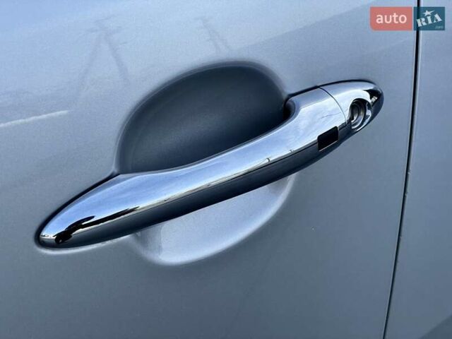 Серый Киа Sportage, объемом двигателя 2 л и пробегом 246 тыс. км за 12999 $, фото 18 на Automoto.ua