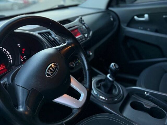Серый Киа Sportage, объемом двигателя 1.7 л и пробегом 119 тыс. км за 11500 $, фото 6 на Automoto.ua