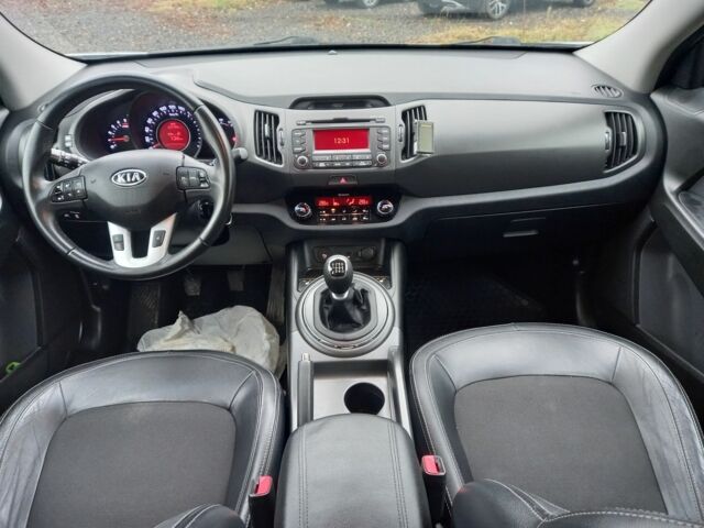 Серый Киа Sportage, объемом двигателя 1.7 л и пробегом 227 тыс. км за 11999 $, фото 8 на Automoto.ua