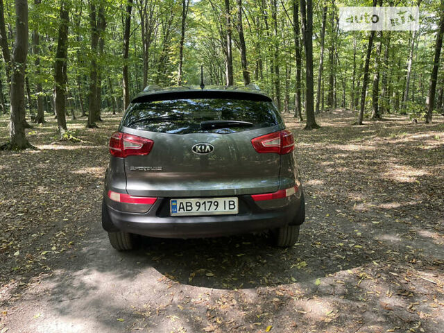 Серый Киа Sportage, объемом двигателя 1.7 л и пробегом 243 тыс. км за 12400 $, фото 3 на Automoto.ua