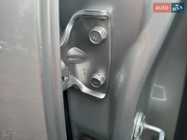 Серый Киа Sportage, объемом двигателя 1.7 л и пробегом 224 тыс. км за 11900 $, фото 27 на Automoto.ua