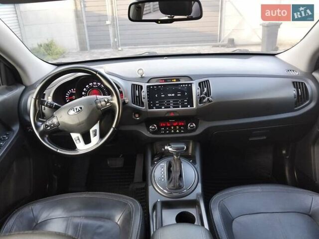 Сірий Кіа Sportage, об'ємом двигуна 2 л та пробігом 230 тис. км за 12400 $, фото 18 на Automoto.ua