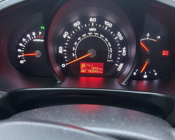 Серый Киа Sportage, объемом двигателя 2.36 л и пробегом 155 тыс. км за 12000 $, фото 2 на Automoto.ua
