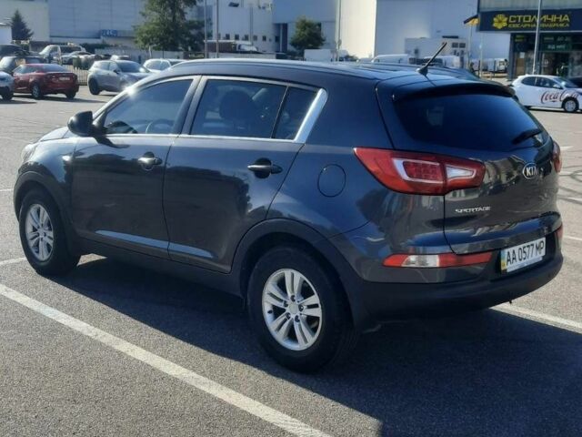 Серый Киа Sportage, объемом двигателя 1.7 л и пробегом 215 тыс. км за 11500 $, фото 4 на Automoto.ua