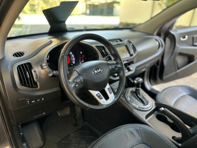 Серый Киа Sportage, объемом двигателя 2 л и пробегом 197 тыс. км за 14999 $, фото 14 на Automoto.ua
