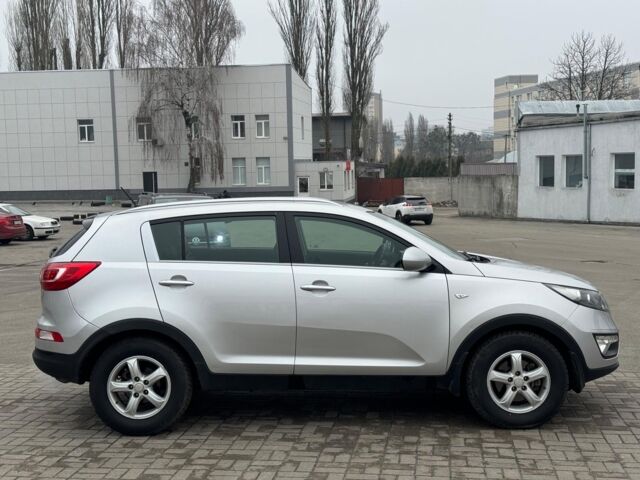 Серый Киа Sportage, объемом двигателя 2 л и пробегом 144 тыс. км за 11990 $, фото 3 на Automoto.ua