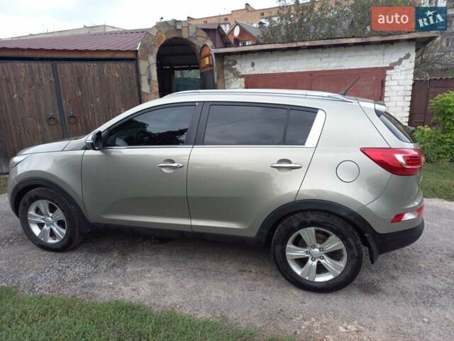 Серый Киа Sportage, объемом двигателя 2 л и пробегом 225 тыс. км за 13000 $, фото 4 на Automoto.ua