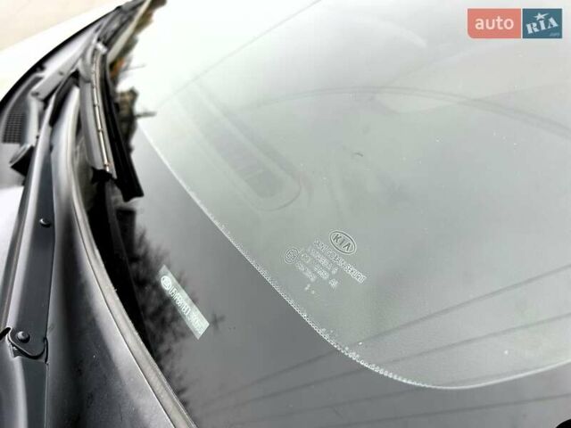 Серый Киа Sportage, объемом двигателя 2 л и пробегом 109 тыс. км за 13900 $, фото 34 на Automoto.ua