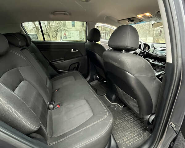 Серый Киа Sportage, объемом двигателя 1.69 л и пробегом 83 тыс. км за 13700 $, фото 16 на Automoto.ua