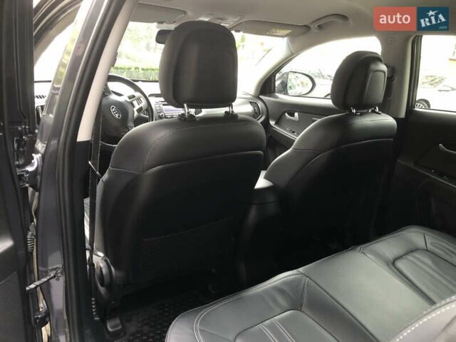 Серый Киа Sportage, объемом двигателя 2 л и пробегом 136 тыс. км за 15950 $, фото 13 на Automoto.ua