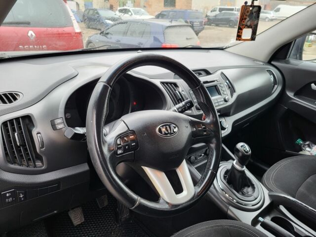 Сірий Кіа Sportage, об'ємом двигуна 1.7 л та пробігом 225 тис. км за 10900 $, фото 7 на Automoto.ua