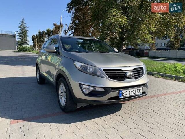 Серый Киа Sportage, объемом двигателя 2 л и пробегом 219 тыс. км за 13500 $, фото 5 на Automoto.ua