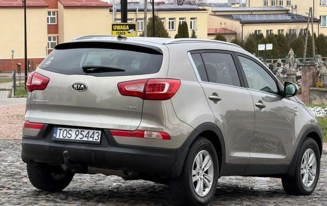 Серый Киа Sportage, объемом двигателя 2 л и пробегом 220 тыс. км за 8000 $, фото 16 на Automoto.ua
