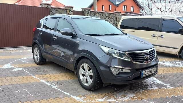 Сірий Кіа Sportage, об'ємом двигуна 2 л та пробігом 228 тис. км за 14000 $, фото 2 на Automoto.ua