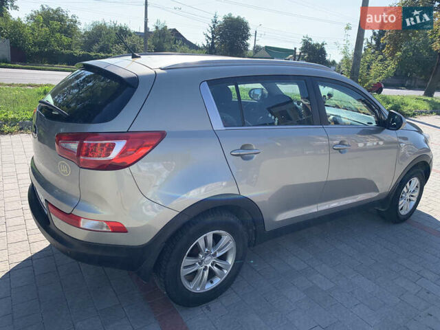 Серый Киа Sportage, объемом двигателя 2 л и пробегом 219 тыс. км за 13500 $, фото 8 на Automoto.ua