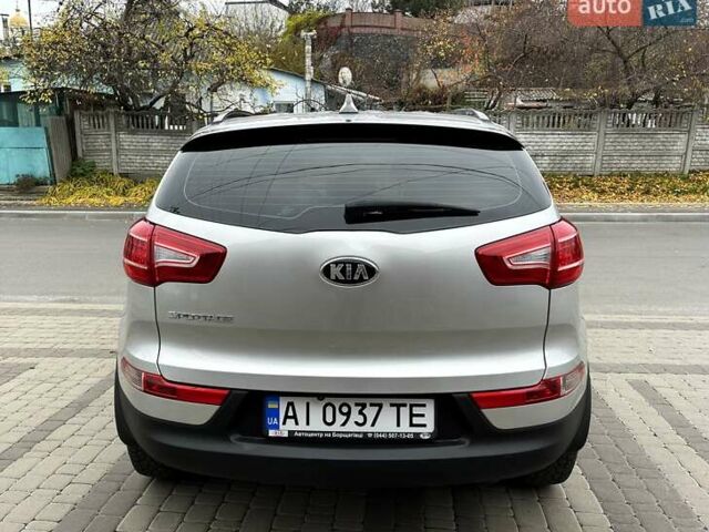 Серый Киа Sportage, объемом двигателя 2 л и пробегом 109 тыс. км за 13900 $, фото 5 на Automoto.ua