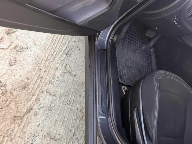 Серый Киа Sportage, объемом двигателя 0 л и пробегом 188 тыс. км за 13000 $, фото 6 на Automoto.ua