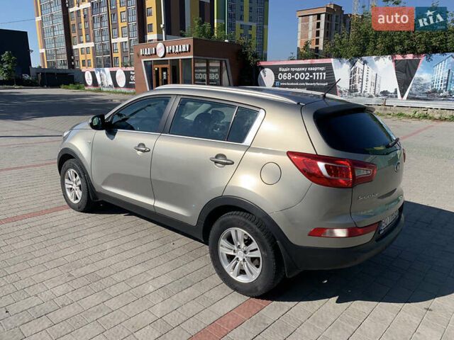 Серый Киа Sportage, объемом двигателя 2 л и пробегом 219 тыс. км за 13500 $, фото 11 на Automoto.ua