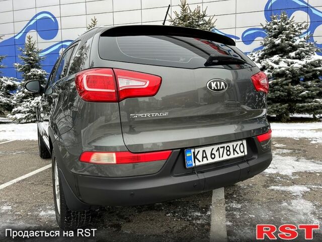 Серый Киа Sportage, объемом двигателя 2 л и пробегом 112 тыс. км за 13200 $, фото 3 на Automoto.ua