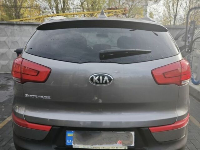 Сірий Кіа Sportage, об'ємом двигуна 0.24 л та пробігом 148 тис. км за 13200 $, фото 7 на Automoto.ua