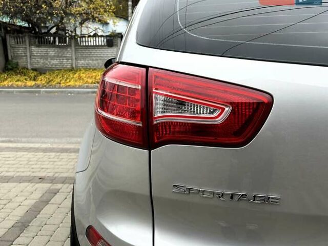 Серый Киа Sportage, объемом двигателя 2 л и пробегом 109 тыс. км за 13900 $, фото 23 на Automoto.ua