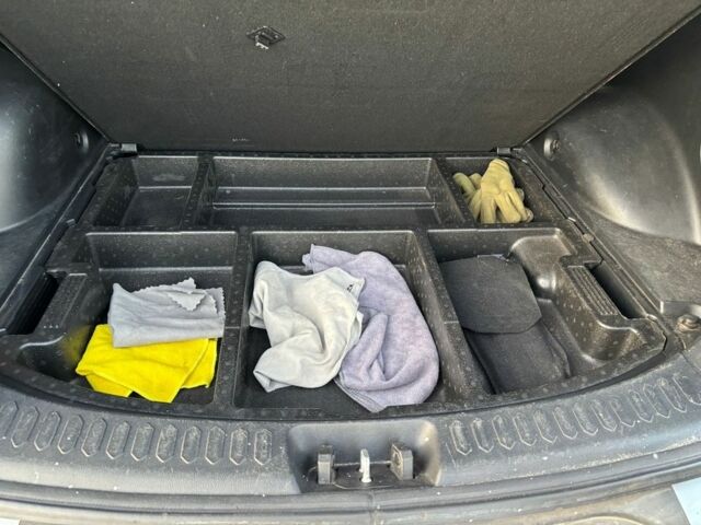 Серый Киа Sportage, объемом двигателя 2 л и пробегом 242 тыс. км за 12500 $, фото 7 на Automoto.ua